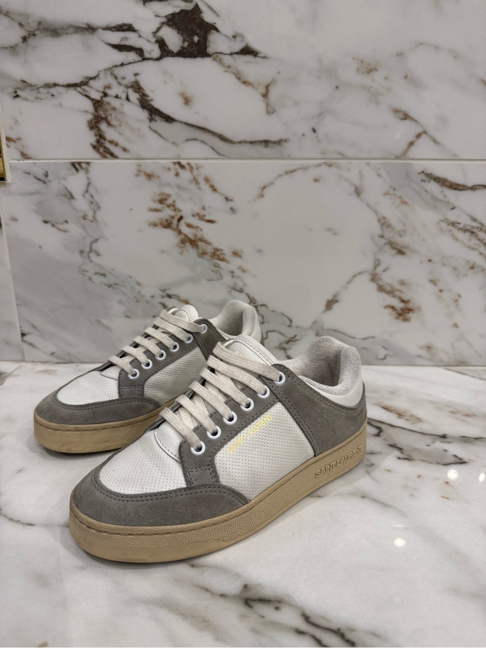 100% AUTHENTIC Saint Laurent women’s Grey & White Low-Top Sneakers SL/61 - Picture 2 of 8